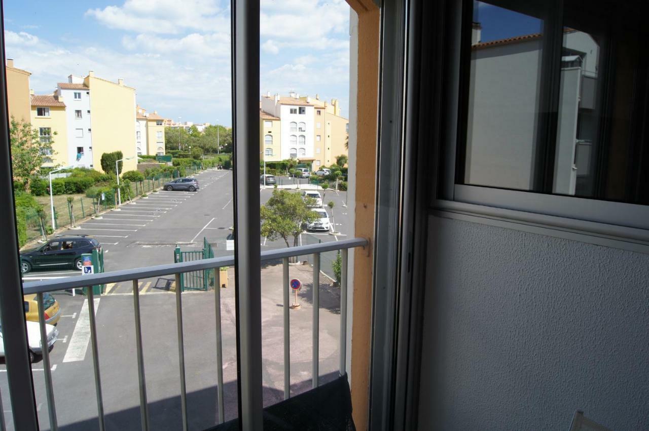 Lara 1 - Grand T2 Loggia Sans Vis-A-Vis Parking - Pres Centre-Port, Ile Des Loisirs, Plage Richelieu Agde Exterior photo